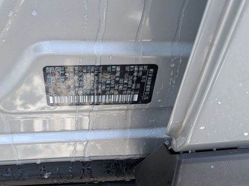 Used 2023 Nissan Rogue SV image 23