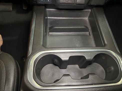 Used 2022 GMC Sierra 2500 SLT w/ SLT Convenience Package image 42