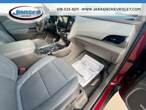 Used 2019 Chevrolet Traverse LT w/ LT Premium Package FWD image 28