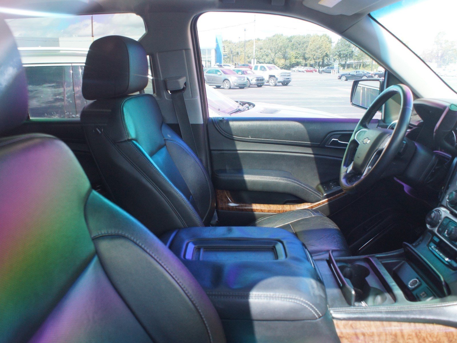 Used 2015 Chevrolet Tahoe LTZ AWD/4WD image 4