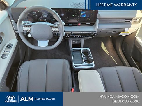 New 2026 Hyundai Ioniq 5 SEL RWD image 8