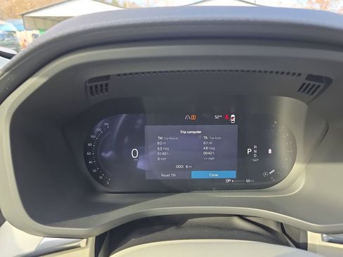 New 2026 Volvo XC60 B5 Ultra w/ Protection Package Premier image 27