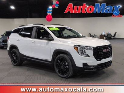 Used 2024 GMC Terrain SLE w/ Driver Convenience Package