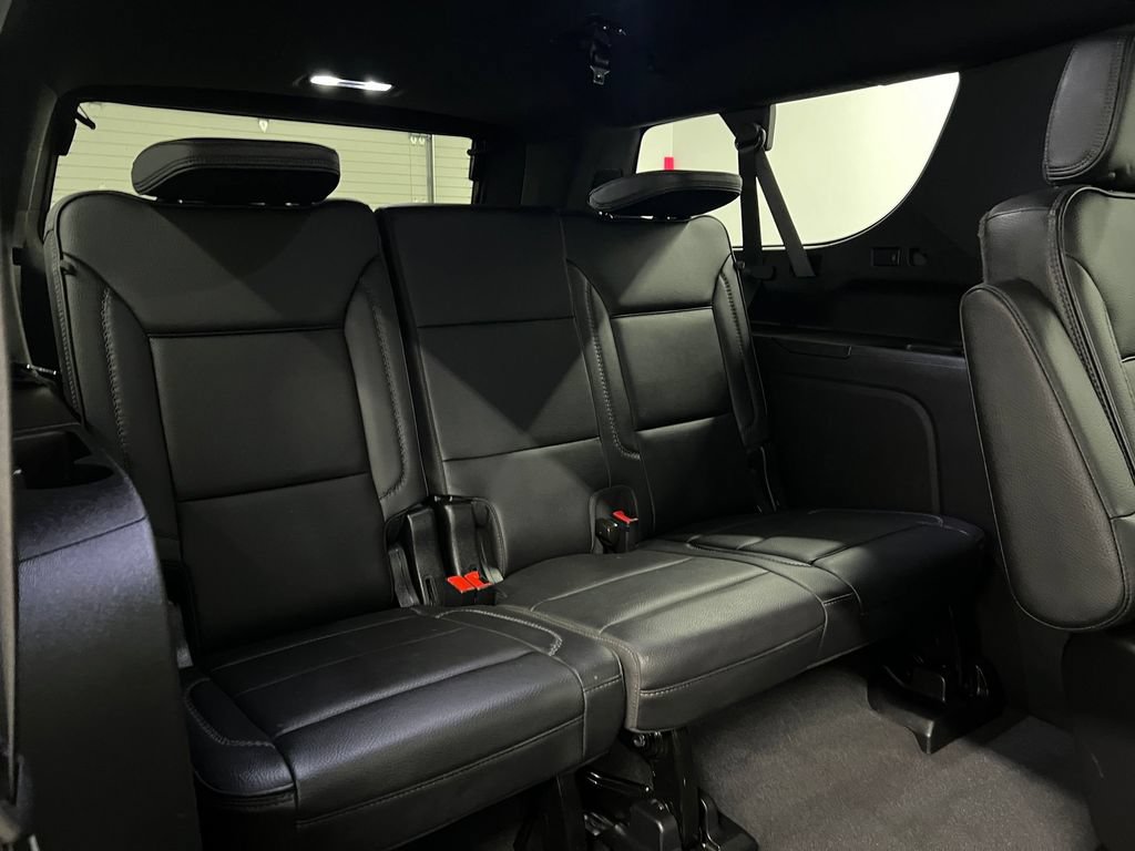Used 2024 GMC Yukon XL Denali AWD/4WD image 19