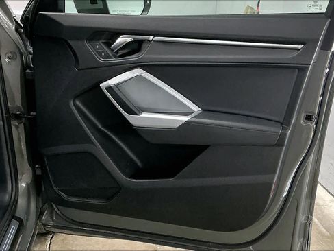 Used 2023 Audi Q3 2.0T Premium w/ Convenience Package image 26