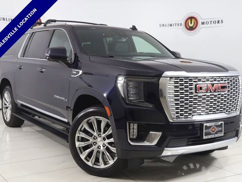 Used 2023 GMC Yukon XL Denali w/ Advanced Technology Package image 1
