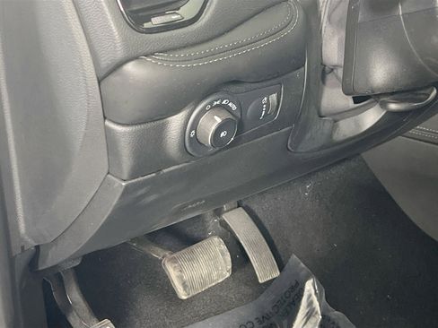 Used 2022 Dodge Durango GT w/ Blacktop Package image 10