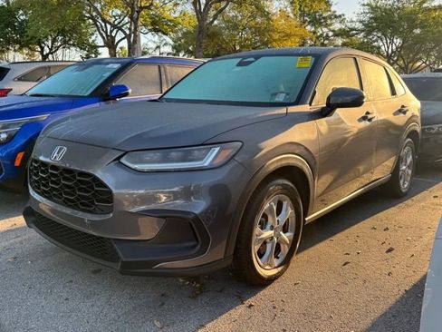 Used 2025 Honda HR-V LX image 1