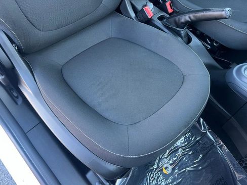 Used 2018 smart fortwo electric drive image 33