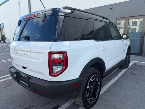 Used 2024 Ford Bronco Sport Outer Banks w/ Tech Package image 3