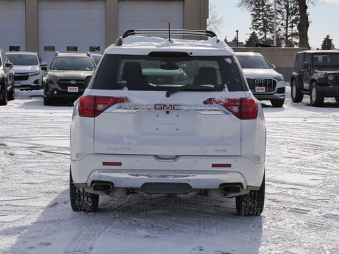 Used 2017 GMC Acadia Denali w/ Technology Package image 7