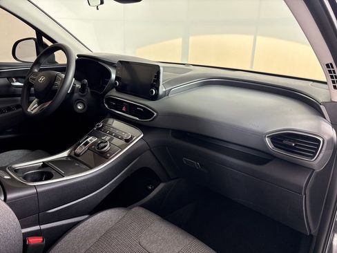 Used 2023 Hyundai Santa Fe SE image 13