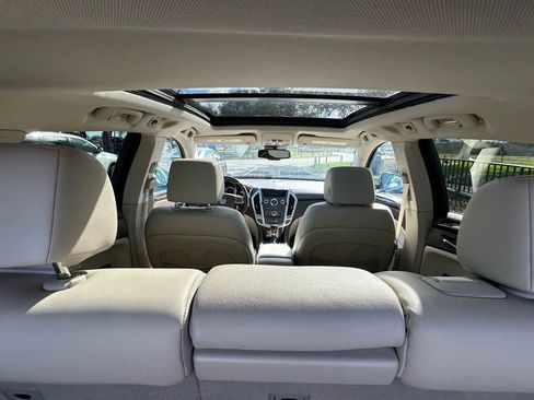 Used 2012 Cadillac SRX Luxury image 20