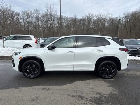 Certified 2025 Volkswagen Tiguan SE R-Line image 7