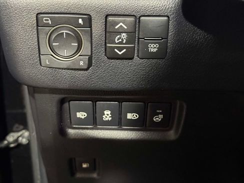 Certified 2023 Lexus GX 460 Premium w/ Premium Package AWD/4WD image 26