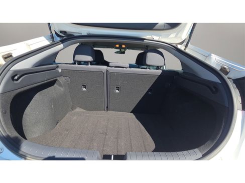 Used 2018 Hyundai Ioniq Blue image 16