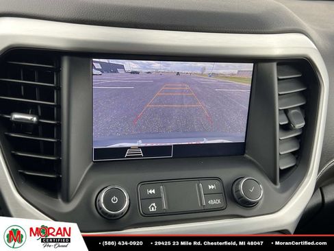 Used 2023 GMC Acadia SLE w/ LPO, Cargo Package AWD/4WD image 21