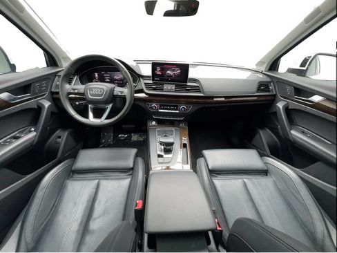 Used 2019 Audi Q5 Prestige w/ Prestige Package AWD/4WD image 38