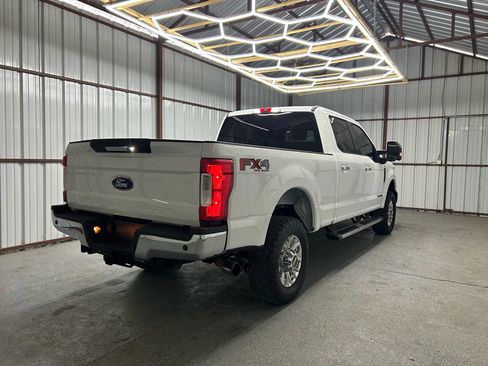 Used 2019 Ford F350 XLT w/ XLT Premium Package image 5