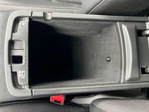 Used 2021 Jeep Grand Cherokee Limited w/ Quick Order Package 2GK 80th AWD/4WD image 31