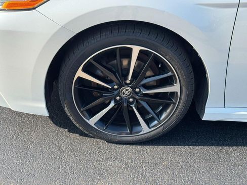 Certified 2020 Toyota Camry XSE FWD image 8