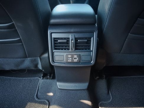 Certified 2025 Subaru Forester Premium w/ Convenience Package #2 AWD/4WD image 13