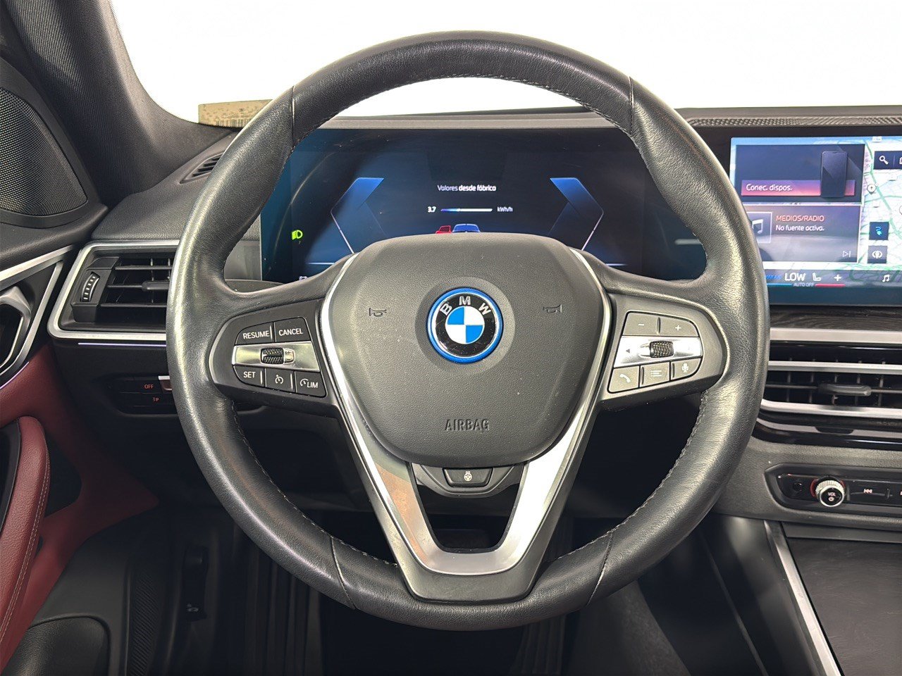 Used 2024 BMW i4 eDrive35 w/ Premium Package RWD image 10