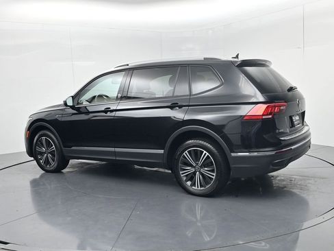 Used 2024 Volkswagen Tiguan SE FWD image 5