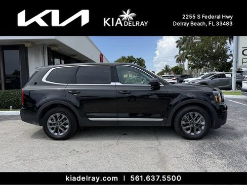 Certified 2024 Kia Telluride LX FWD image 2
