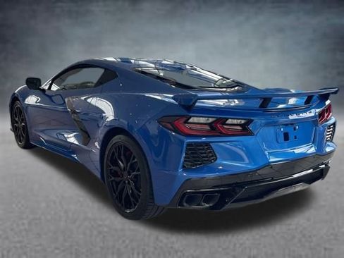 Used 2025 Chevrolet Corvette Stingray Premium Cpe w/ Z51 Performance Package image 17