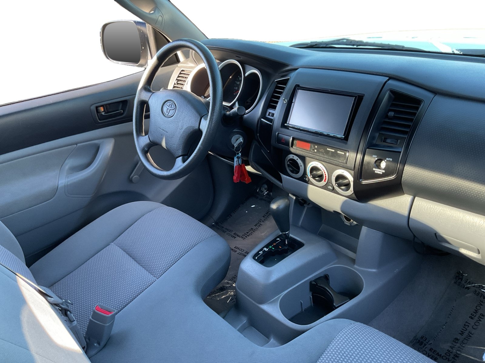 Used 2006 Toyota Tacoma 2WD Regular Cab image 14