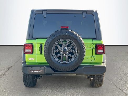 Used 2026 Jeep Wrangler Sport AWD/4WD image 6