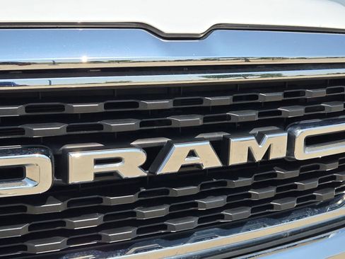 Used 2022 RAM 1500 Big Horn AWD/4WD image 10