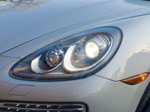 Used 2013 Porsche Cayenne LocalTrade/PremiumPkg/Heated&C image 14