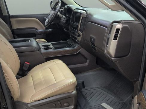 Used 2018 GMC Sierra 1500 Denali w/ Denali Ultimate Package AWD/4WD image 24