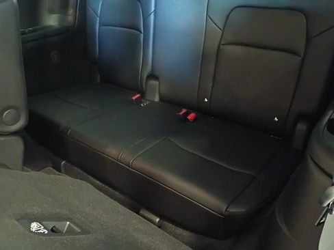 New 2026 Nissan Pathfinder Platinum image 17