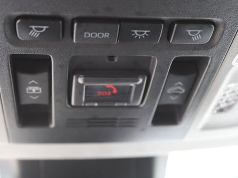 Used 2023 Toyota Camry XSE FWD image 30