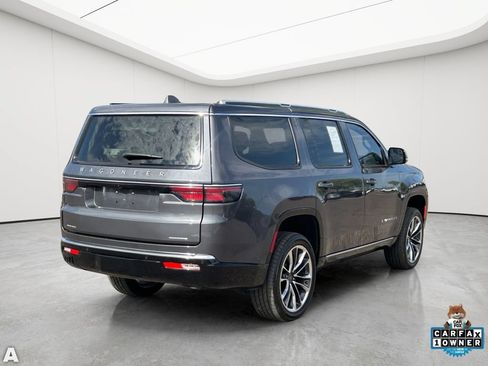 Certified 2022 Jeep Wagoneer Series III w/ Premium Group I AWD/4WD image 5
