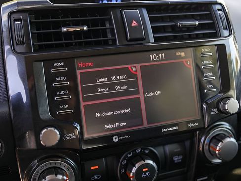 Used 2021 Toyota 4Runner TRD Off-Road AWD/4WD image 19