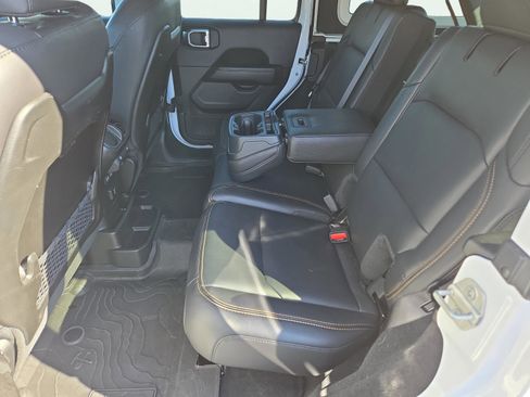 Used 2024 Jeep Wrangler Sahara w/ Technology Group image 17