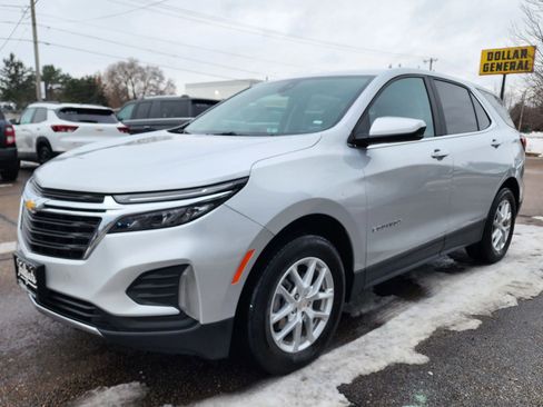 Used 2022 Chevrolet Equinox LT image 4