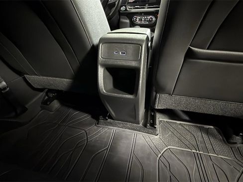 Used 2024 Chevrolet Trax RS w/ Driver Confidence Package image 30