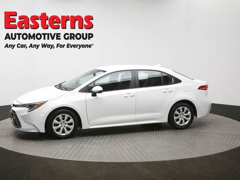 Used 2024 Toyota Corolla LE FWD image 56