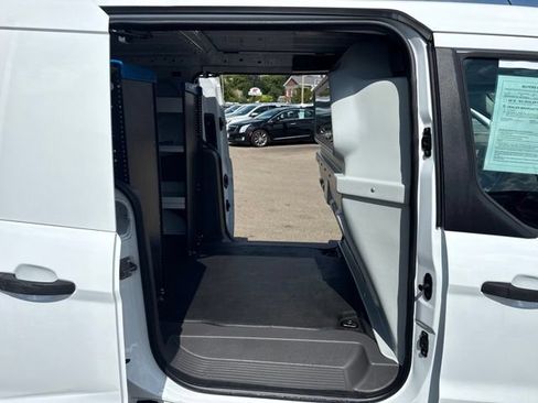 Used 2019 Ford Transit Connect XLT FWD image 12