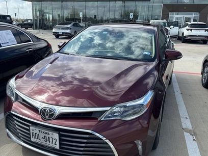 Used 2016 Toyota Avalon Limited w/ Toyota Safety Sense Package