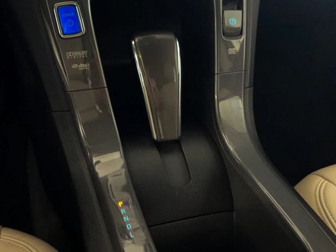 Used 2012 Chevrolet Volt Premium w/ Premium Trim Package FWD image 27