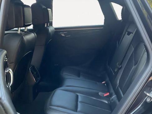 Used 2019 Porsche Macan S AWD/4WD image 14