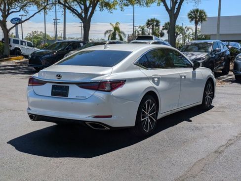 Used 2025 Lexus ES 350 w/ Premium Package image 5
