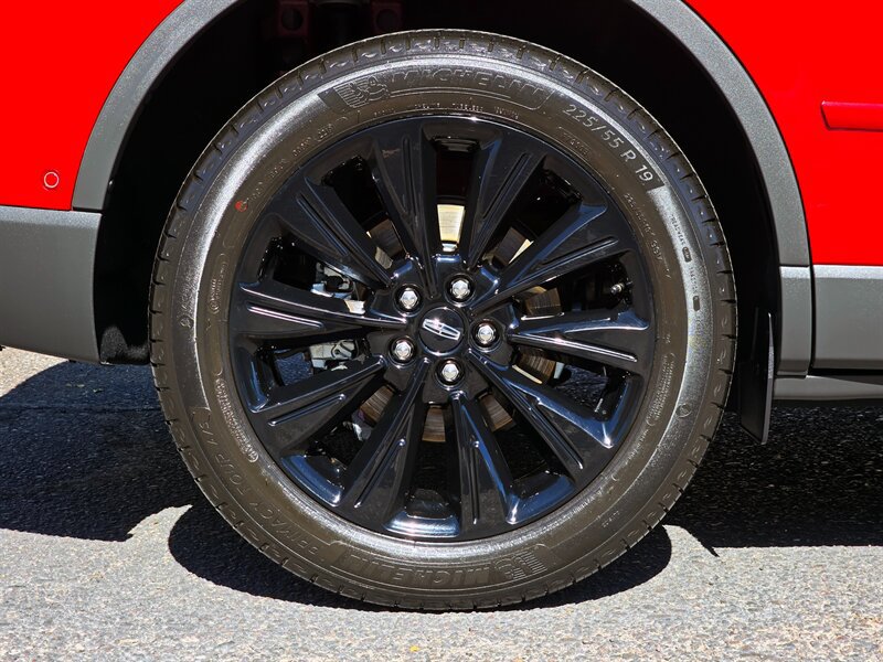 Used 2020 Lincoln Corsair Reserve FWD image 37