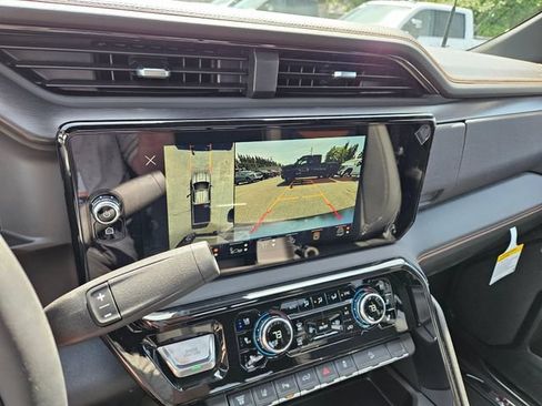 New 2026 GMC Sierra 3500 AT4 w/ AT4 Premium Plus Package AWD/4WD image 38